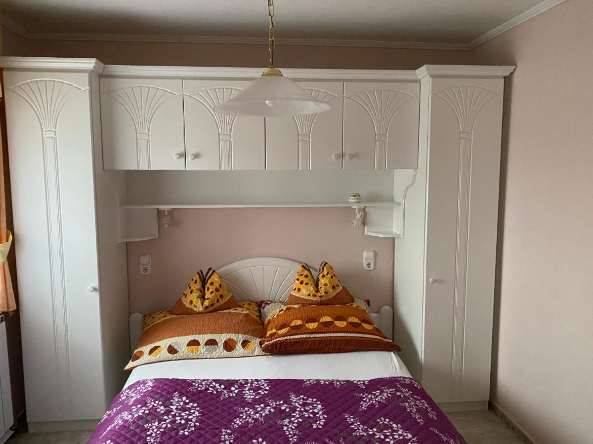 Arany Apartmanhaz Zalagyoengye Залакарос Екстериор снимка